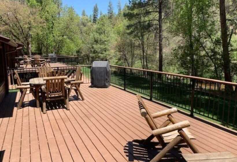 فندق Kohl S Ranch Lodge