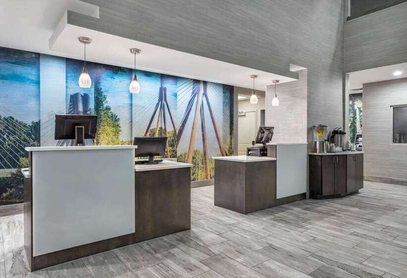 فندق La Quinta By Wyndham Columbus   Edinburgh