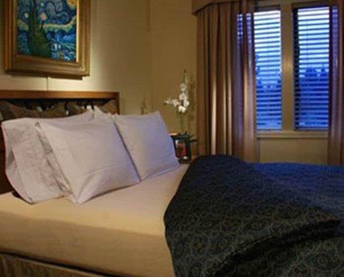 Отель The Lodge At Kingsbury Crossing