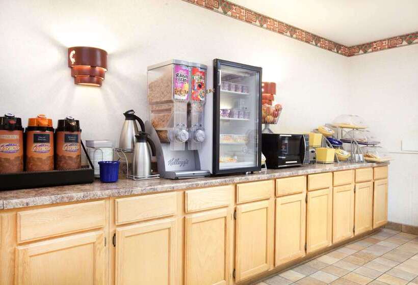 هتل Kokopelli Inn Sedona, Trademark Collection By Wyndham