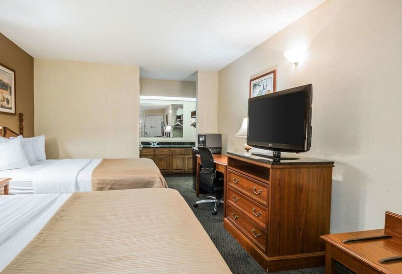 فندق Quality Inn