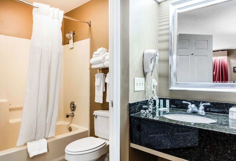 فندق Quality Inn Bessemer I20 Exit 108