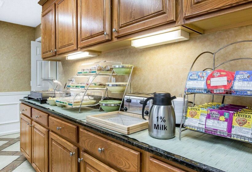 فندق Quality Inn