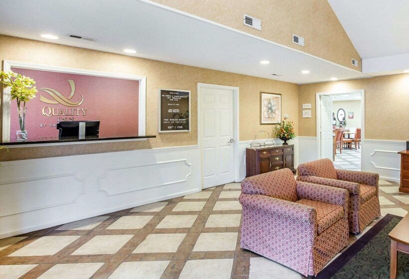 فندق Quality Inn