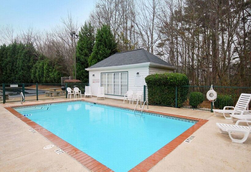 فندق Quality Inn