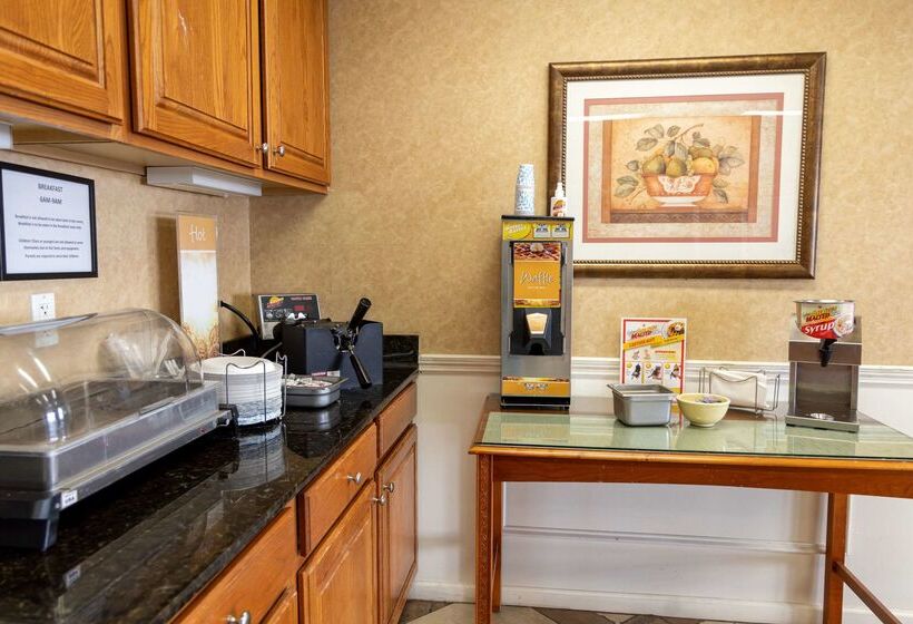 فندق Quality Inn