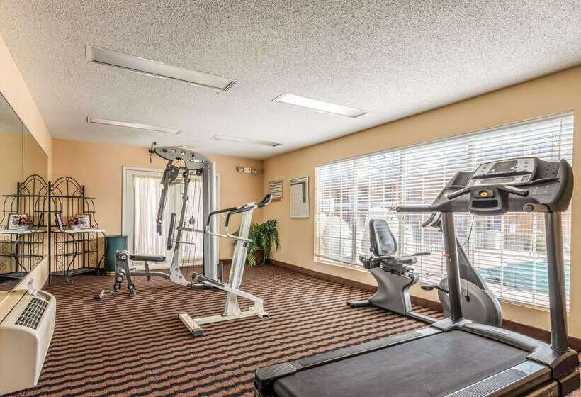 ホテル Quality Inn Decatur River City