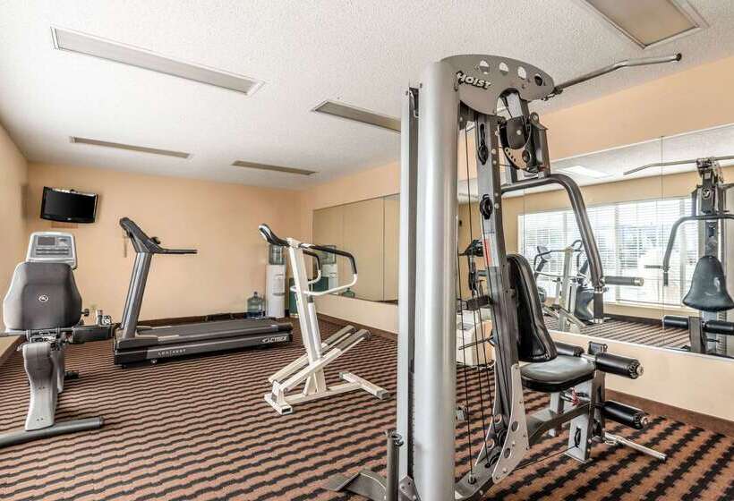 ホテル Quality Inn Decatur River City