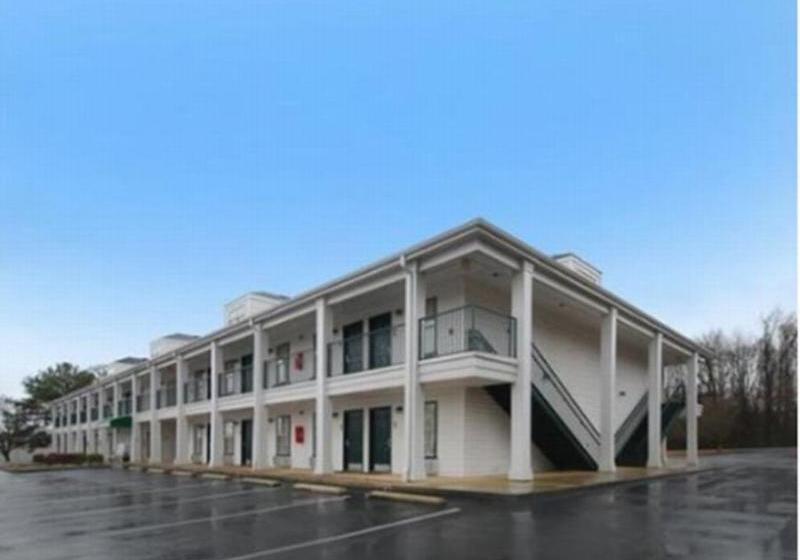 ホテル Quality Inn Decatur River City