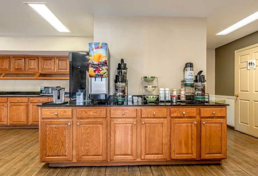 ホテル Quality Inn Decatur River City