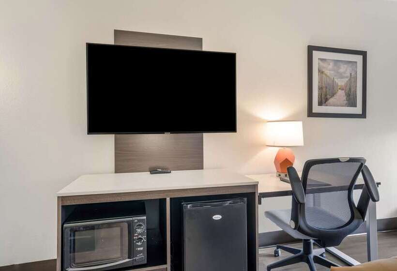 هتل Quality Inn Jacksonville Near Camp Lejeune