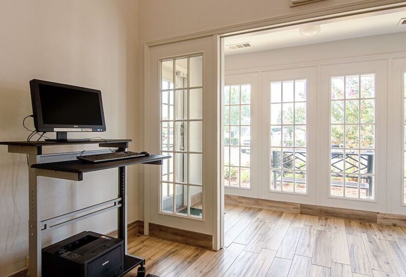 فندق Quality Inn Lagrange East I 85