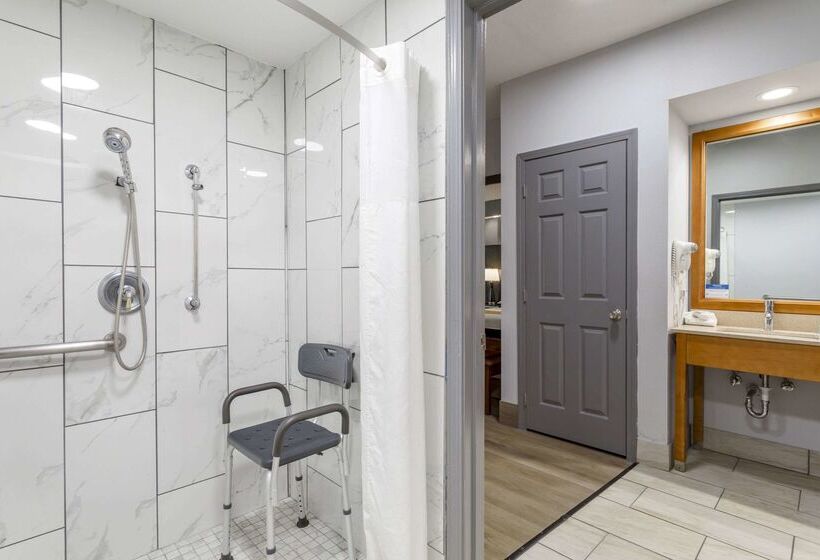 فندق Quality Inn Oak Ridge