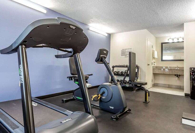 فندق Quality Inn Aberdeen