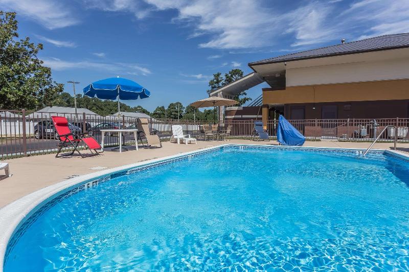 فندق Quality Inn Aberdeen