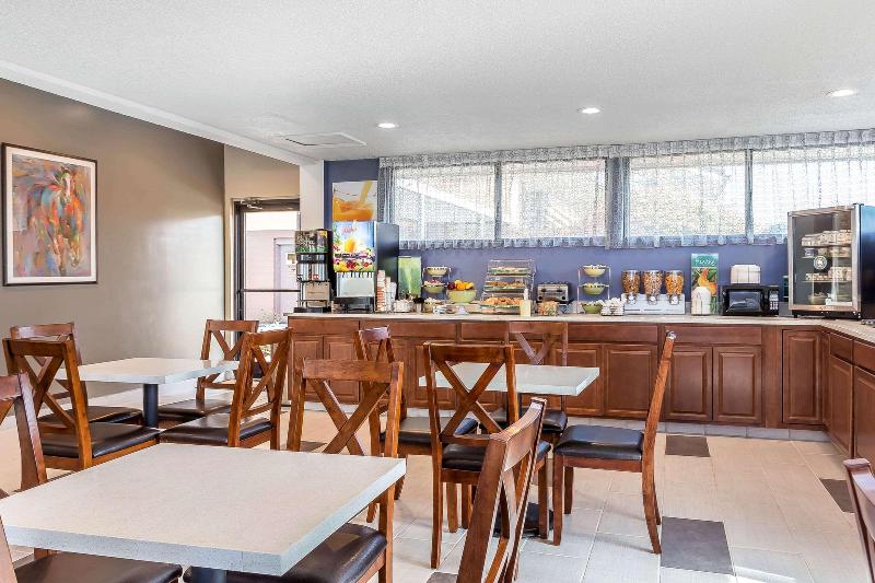 فندق Quality Inn Aberdeen