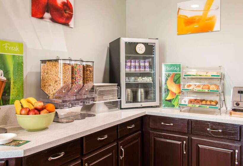 هتل Quality Inn Pooler   Savannah I 95