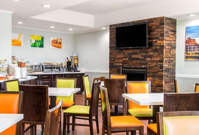 فندق Quality Inn Pooler   Savannah I 95