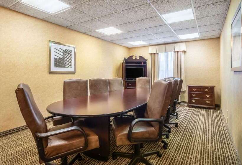 ホテル Quality Inn Rome South