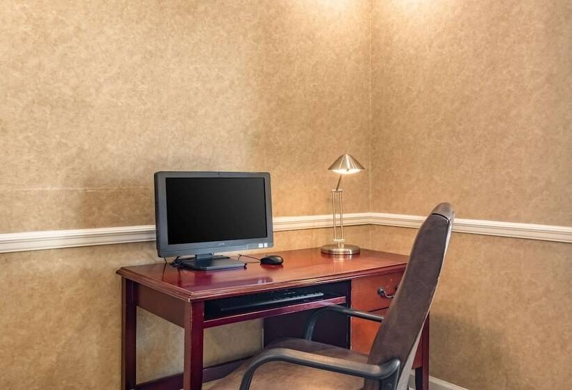 ホテル Quality Inn Rome South