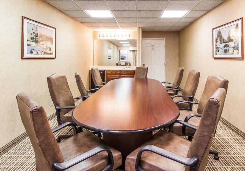 ホテル Quality Inn Rome South