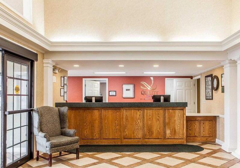 ホテル Quality Inn Rome South