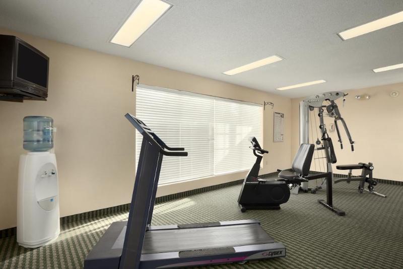 ホテル Red Roof Inn & Suites Calhoun