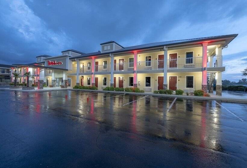 ホテル Red Roof Inn & Suites Calhoun