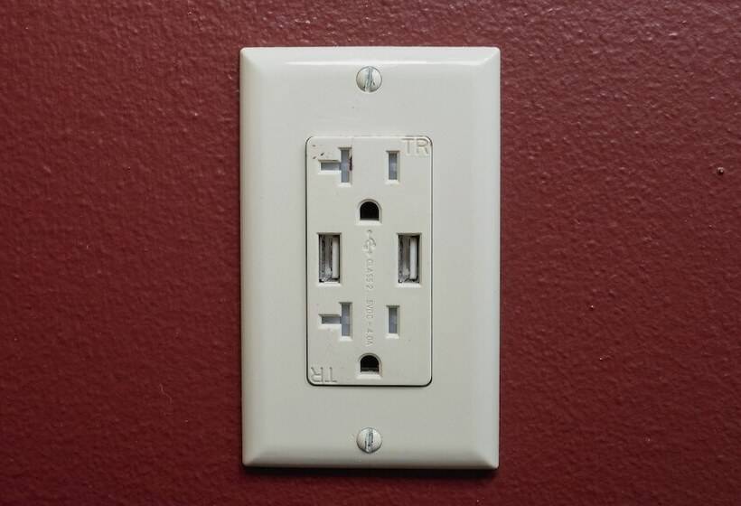 ホテル Red Roof Inn & Suites Calhoun