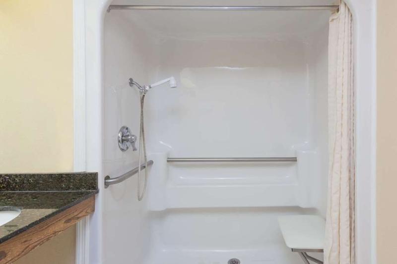 ホテル Red Roof Inn & Suites Calhoun