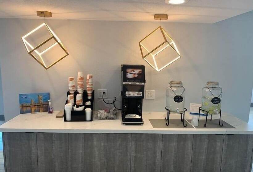 فندق Rodeway Inn Sacramentouniversity Area