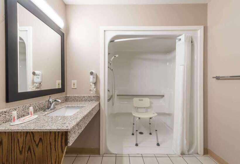 فندق Super 8 By Wyndham Alexander City