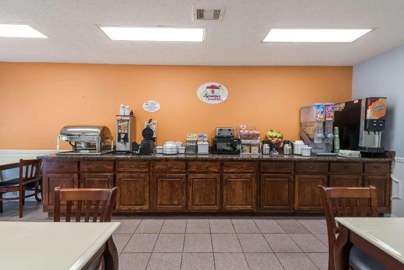 فندق Super 8 By Wyndham Alexander City