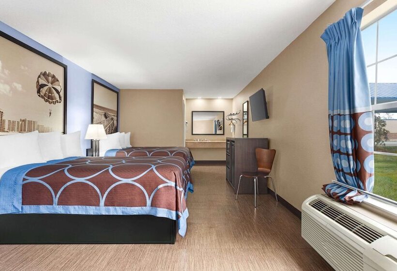 호텔 Super 8 By Wyndham Foley