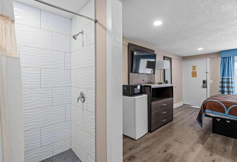 호텔 Super 8 By Wyndham Kissimmee Orlando