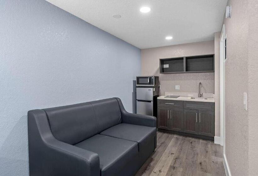 호텔 Super 8 By Wyndham Kissimmee Orlando