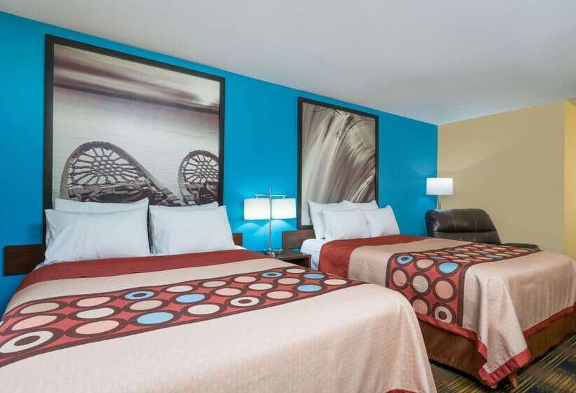 هتل Super 8 By Wyndham Rochester Mayo Clinic Area