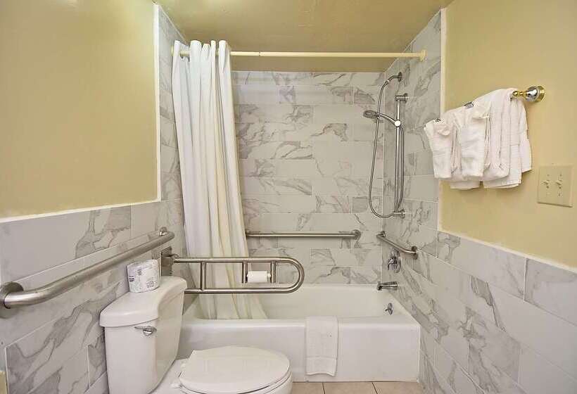 Surestay Hotel By Best Western Sarasota Lido Beach