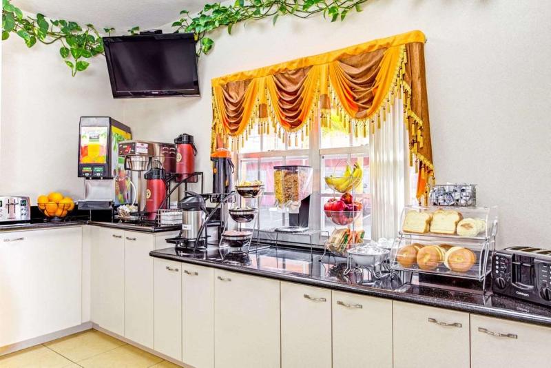 Surestay Hotel By Best Western Sarasota Lido Beach