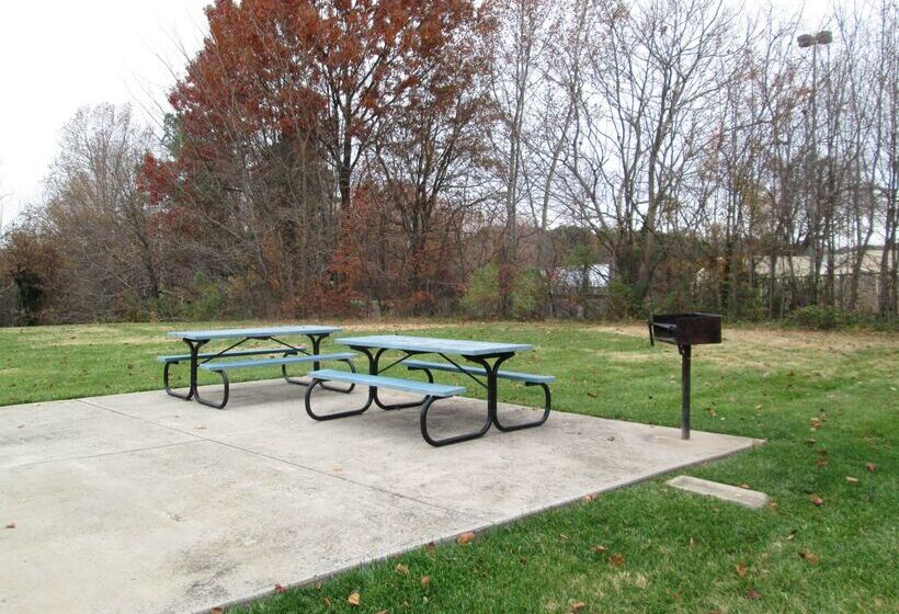 Surestay Plus Hotel By Best Western Asheboro