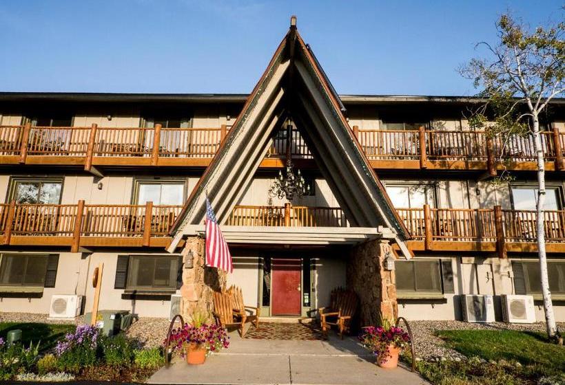 בית מלון כפרי The Inn At Steamboat