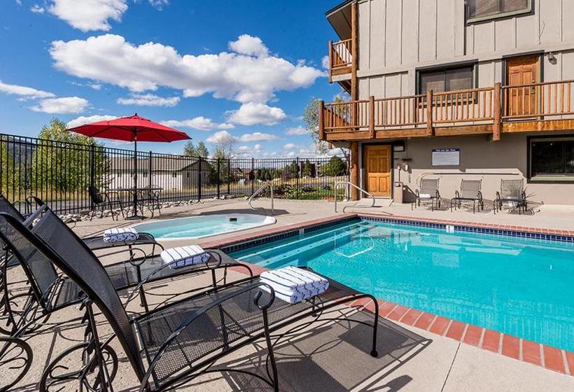 בית מלון כפרי The Inn At Steamboat