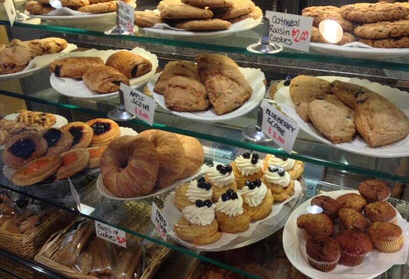 호텔 The Inn At The Tides