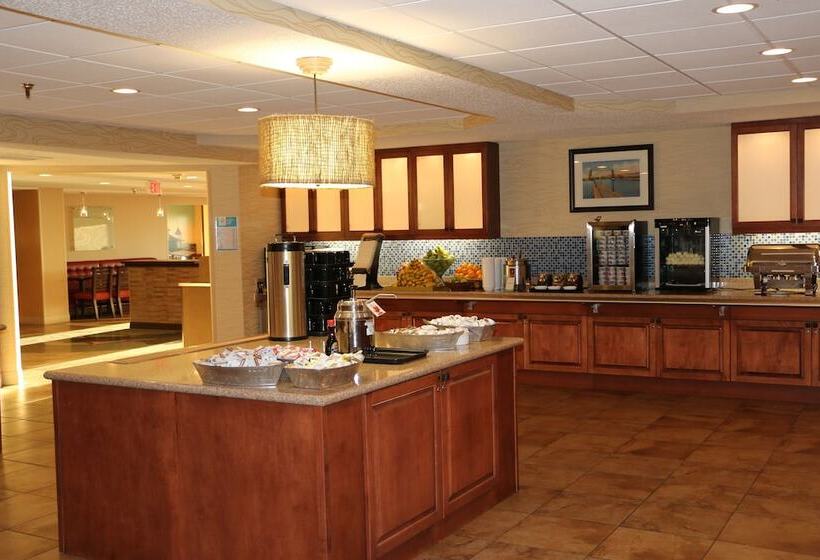 בית מלון כפרי The Inn On Lake Superior