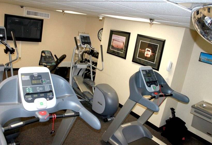 בית מלון כפרי The Inn On Lake Superior