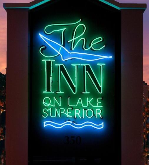בית מלון כפרי The Inn On Lake Superior
