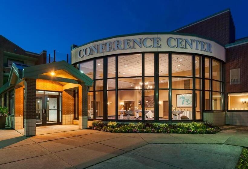 בית מלון כפרי The Inn On Lake Superior