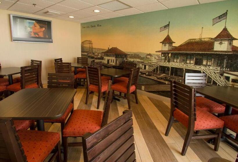 בית מלון כפרי The Inn On Lake Superior