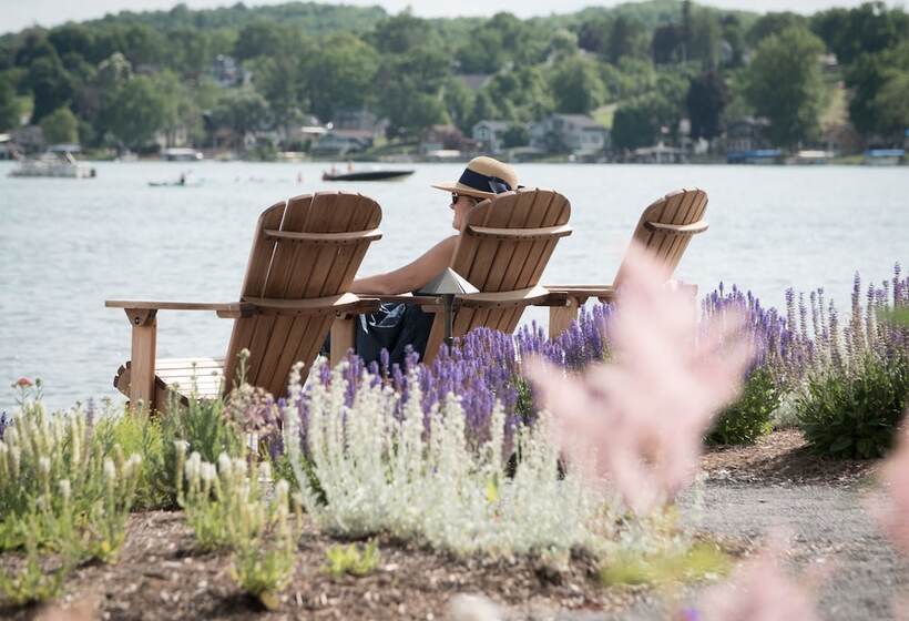 فندق The Lake House On Canandaigua