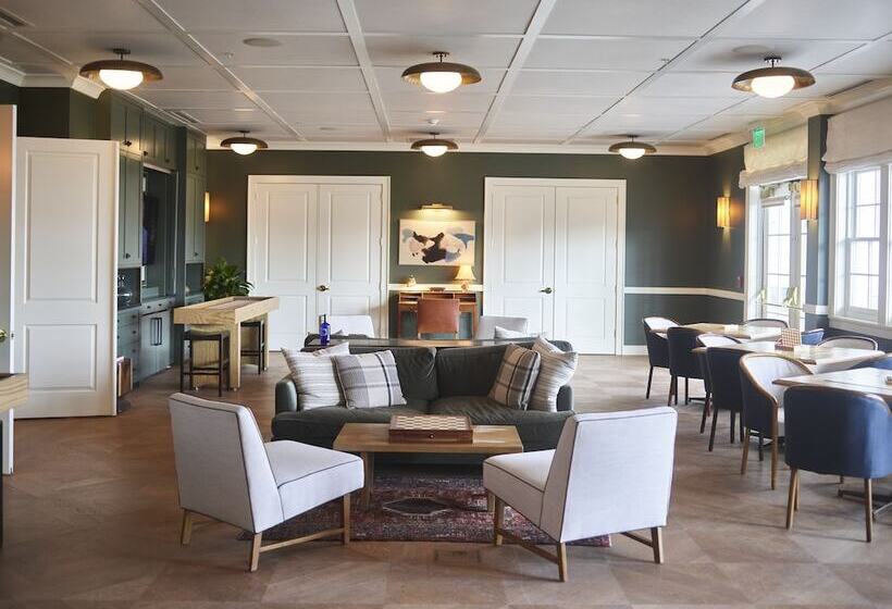 فندق The Lake House On Canandaigua